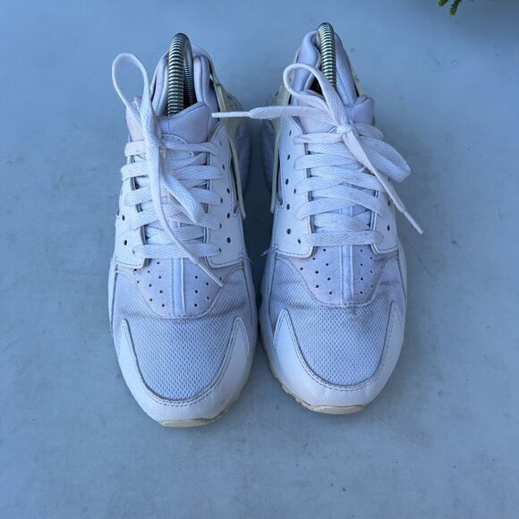 Nike Huarache Running Shoes (Womens Size: 8.5) (Youth Boys Size: 7Y) - Picture 2 of 8